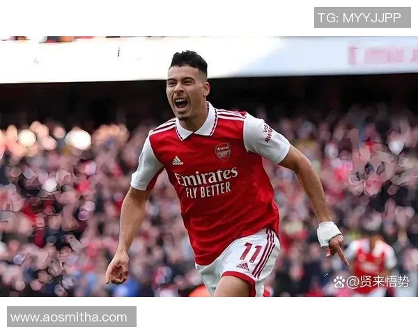 足球场上的演技大师：那些让人惊叹的明星球员表演瞬间